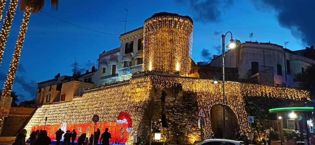 ネットゥーノFra Em Doria "Giubileo 2025"アパートメント エクステリア 写真